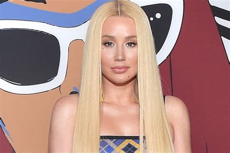 iggy azalea nude pictures|Iggy Azalea Releases Statement Following Leaked Nude Photos